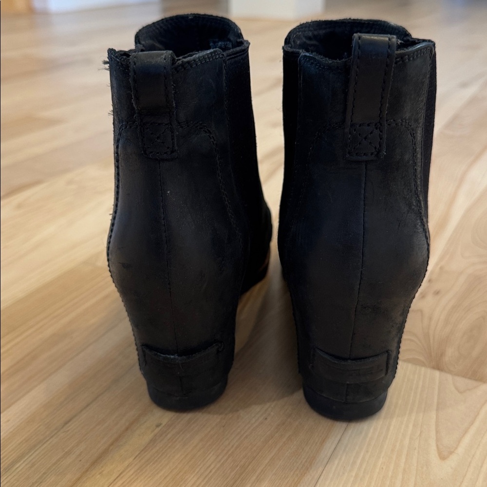 Sorel Black Wedge Ankle Boots 9 Joan of Arctic - Picture 3 of 6